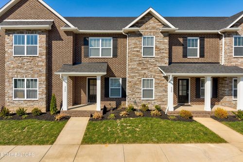322 Broadberry Ave, Oak Ridge, TN, 37830-3045 | Card Image