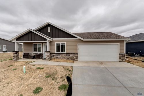 227 N Valley Dr, Rapid city, SD, 57703-4888 | Card Image