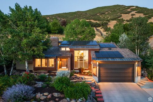 7937 S Mountain Oaks Dr, Salt Lake City, UT, 84121-5941 | Card Image