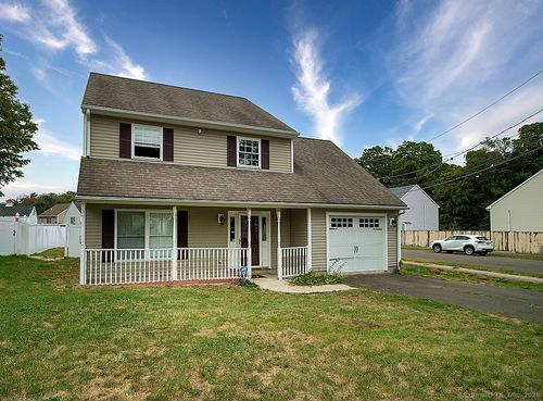 2 Victoria Ct, Hamden, CT, 06514-4545 | Card Image