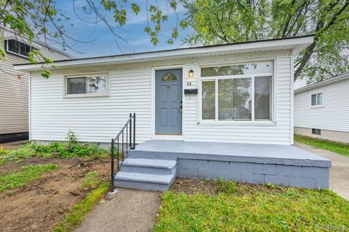 44 Mahan Ave, Hazel Park, MI, 48030-1153 | Card Image