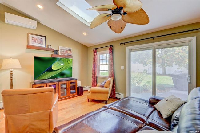2 Tangle Ln, House other with 4 bedrooms, 3 bathrooms and null parking in Wantagh NY | Image 8