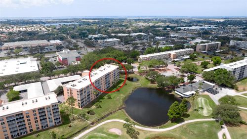 302-4570 Pinebrook Cir, Bradenton, FL, 34209-8018 | Card Image