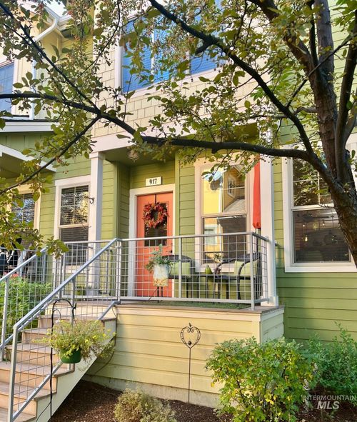 917 Heartland Way, Hailey, ID, 83333-5008 | Card Image