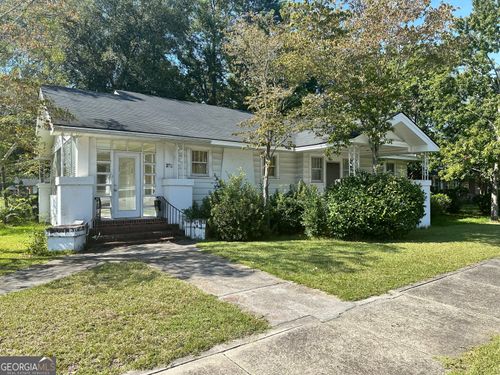 302 W Liberty St, Claxton, GA, 30417-1914 | Card Image