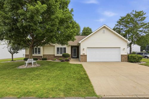 89 Penbrook Circle, APPLETON, WI, 54914 | Card Image