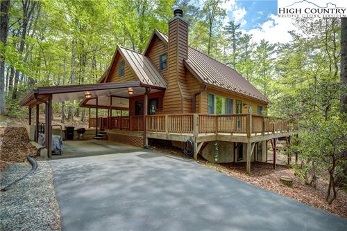 358 Bear Ridge Trl, Fleetwood, NC, 28626-9729 | Card Image