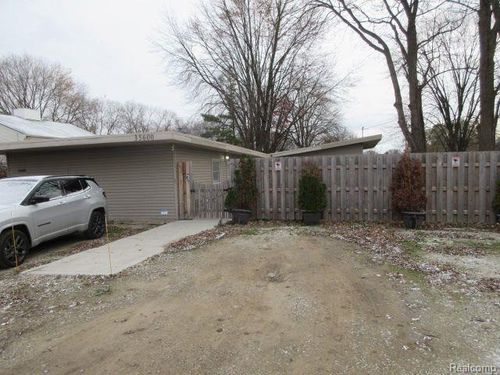a-35600 Union Lake Rd, Harrison Township, MI, 48045-3148 | Card Image