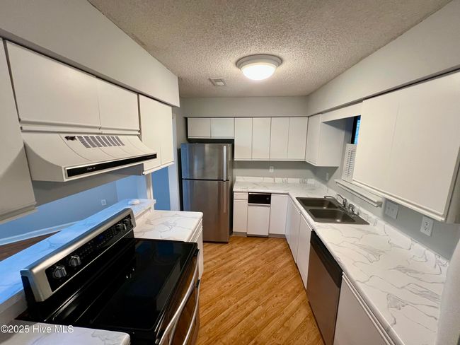UNIT-492 - 702 Azalea Dr, Condo with 2 bedrooms, 2 bathrooms and null parking in Hampstead NC | Image 5
