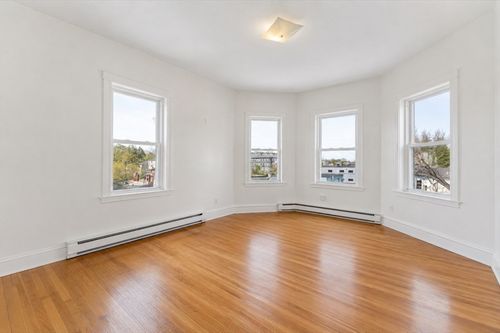 1-71 Maywood, Worcester, MA, 01603 | Card Image