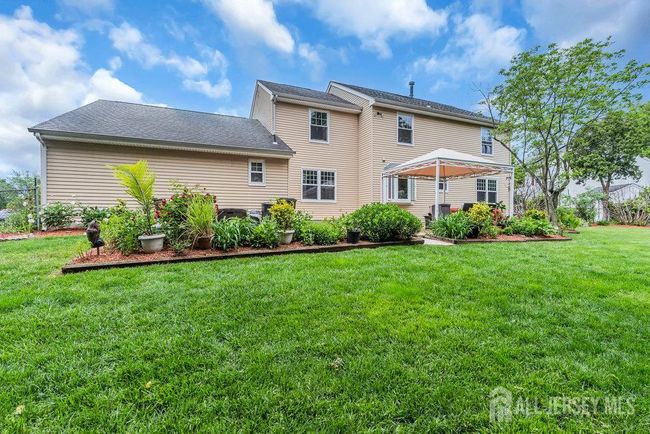 51 Sturbridge Dr, House other with 5 bedrooms, 4 bathrooms and null parking in Piscataway NJ | Image 76