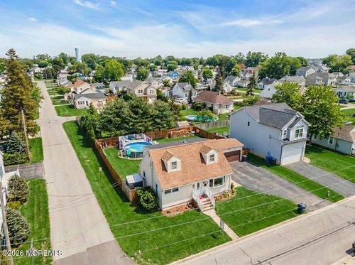 368 Sweetbriar St, Keyport, NJ, 07735-5172 | Card Image