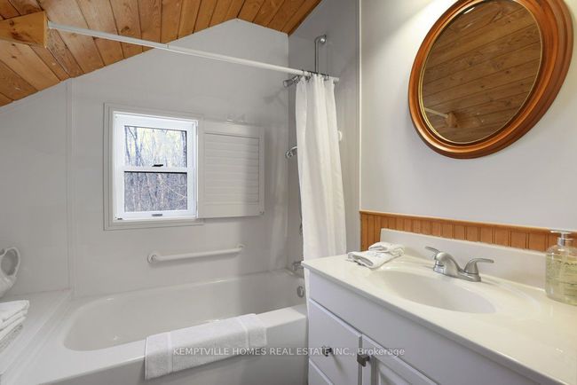 215 Corkoran Rd, House other with 4 bedrooms, 2 bathrooms and 4 parking in Jasper ON | Image 36