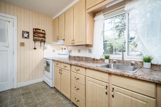 366 Dundas St W, House other with 4 bedrooms, 3 bathrooms and 6 parking in Napanee ON | Image 8