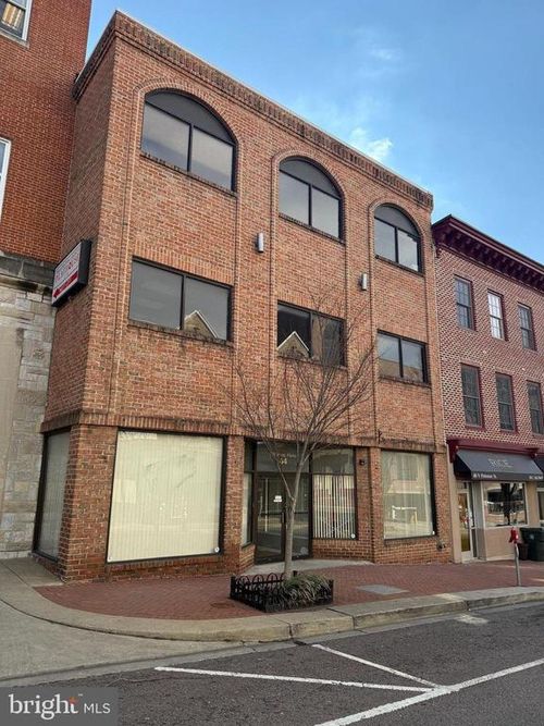 ste-203-44 N Potomac St, HAGERSTOWN, MD, 21740-3303 | Card Image