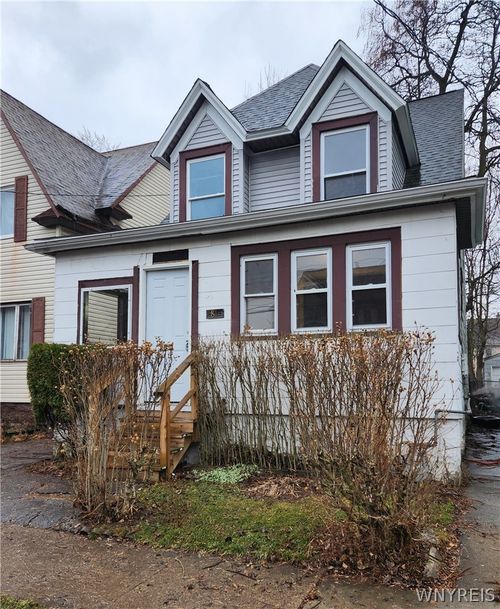 81 Mayer Ave, Buffalo, NY, 14207-2130 | Card Image