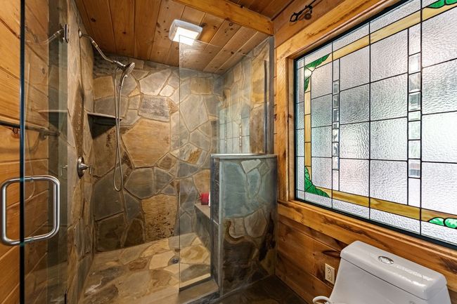 143 Kaely Dr, Home with 3 bedrooms, 3 bathrooms and null parking in Mineral Bluff GA | Image 43