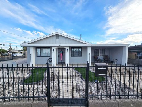 2097 E La Mesa St, Yuma, AZ, 85365-3143 | Card Image