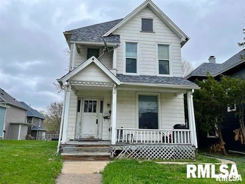 721 Iowa St, Davenport, IA, 52803-5433 | Card Image