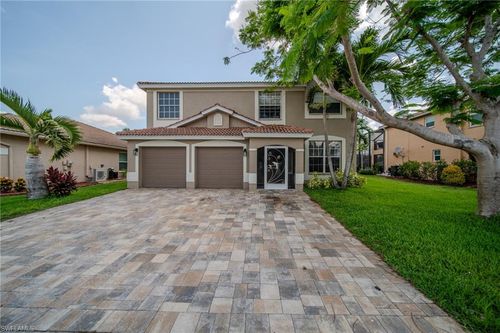 11141 Lakeland Cir, FORT MYERS, FL, 33913-6927 | Card Image