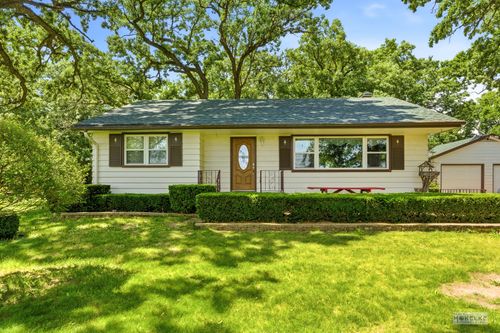 7823 Galena Rd, Bristol, IL, 60512-9760 | Card Image