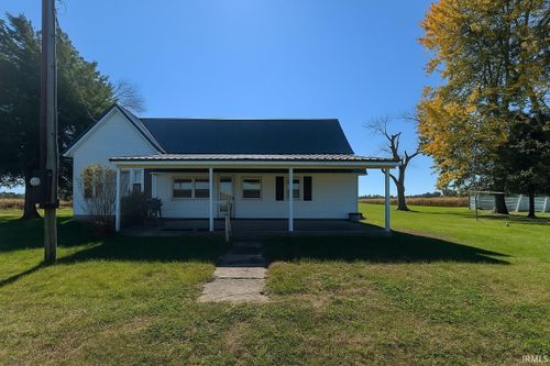 16855 Hickory Rd, Argos, IN, 46501-9586 | Card Image