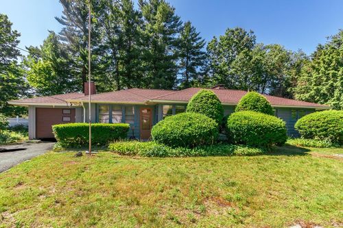 23 Palomino Ln, Bedford, NH, 03110-6440 | Card Image