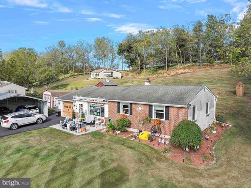 618 S Perkasie Rd, PERKASIE, PA, 18944-2546 | Card Image