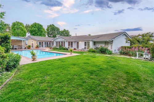 9 Middleridge Ln N, Rolling Hills, CA, 90274-4054 | Card Image