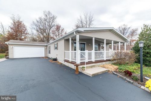 t-76 Waterford Ln, SELLERSVILLE, PA, 18960-2837 | Card Image