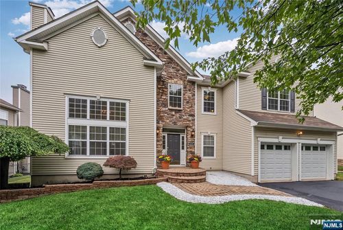 628 Skyline Dr, Lake Hopatcong, NJ, 07849-2451 | Card Image