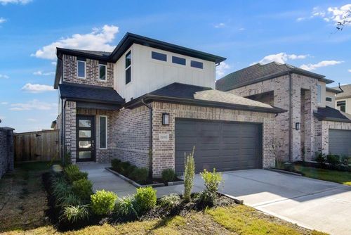 22102 Strathfield Cir, Cypress, TX, 77433-8527 | Card Image