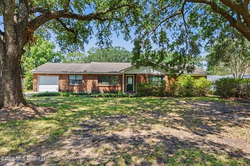 64 52nd Street, Gulfport, MS, 39507 | Card Image