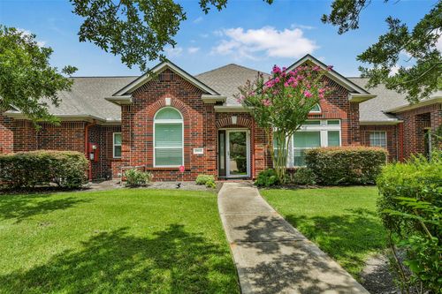 b-206 Clearview Ave, Friendswood, TX, 77546-5076 | Card Image