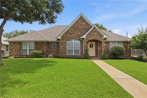 4600 Kensington Rd, Bryan, TX, 77802-5679 | Card Image