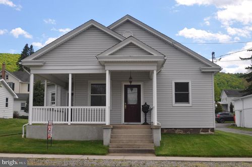 310 E Center St, MILLERSBURG, PA, 17061-1531 | Card Image