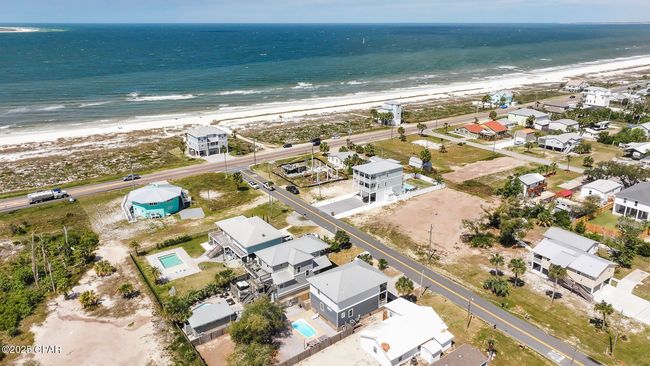 132 Pine St, House other with 4 bedrooms, 4 bathrooms and null parking in Port St. Joe FL | Image 36