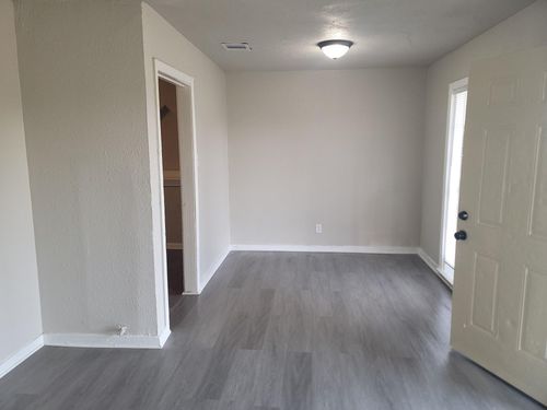 5322 Pershing Street, Houston, TX, 77033 | Card Image