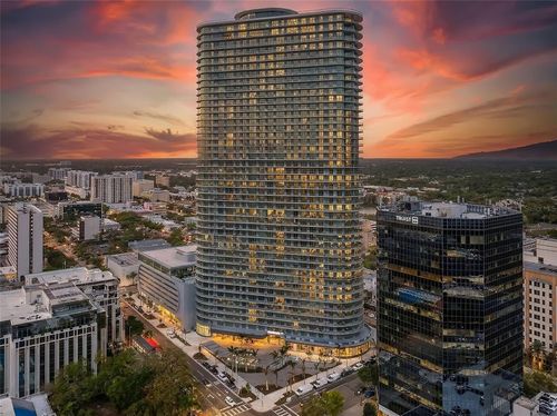 1109-400 Central Ave, ST PETERSBURG, FL, 33701-3886 | Card Image