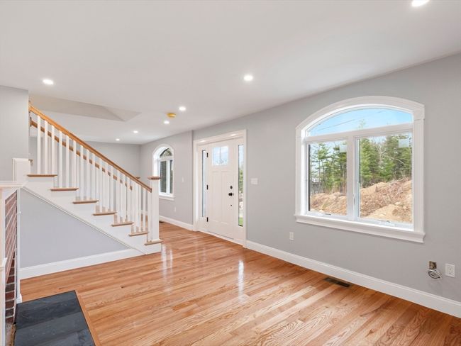 6 Lovis Ave, House other with 4 bedrooms, 3 bathrooms and 6 parking in Wakefield MA | Image 18
