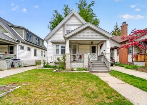 3427 N Cramer St, Milwaukee, WI, 53211-2816 | Card Image