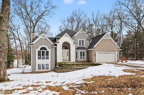 10999 Sandy Oak Trl, Cedar Springs, MI, 49319-9262 | Card Image