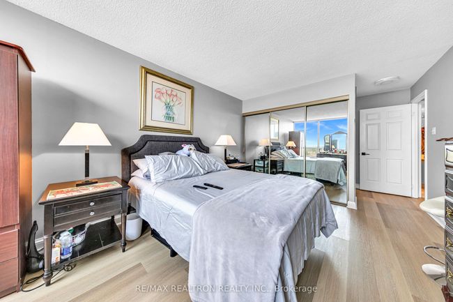 907 - 24 Hanover Rd, Condo with 2 bedrooms, 2 bathrooms and null parking in Brampton ON | Image 10