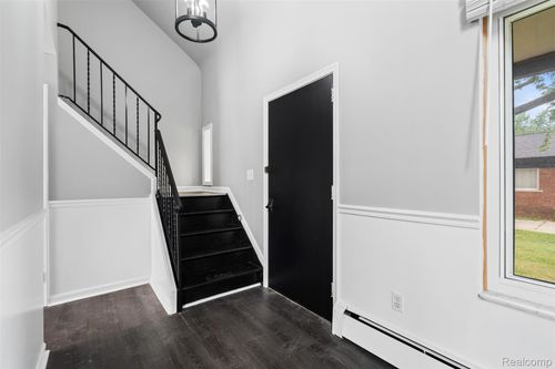 apt-4-4-3915 Devon Rd, Royal Oak, MI, 48073-1959 | Card Image
