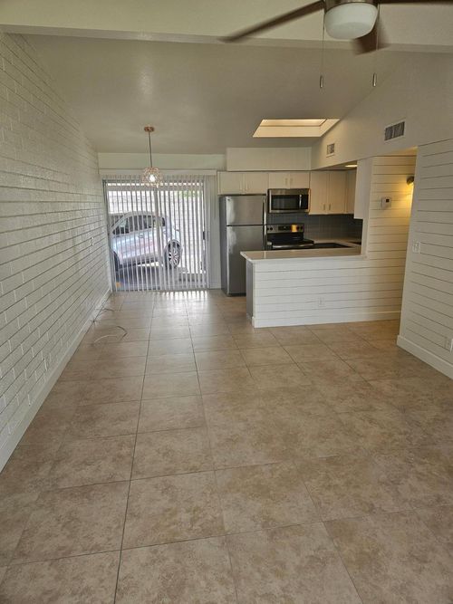 5-2520 N 46th St, Phoenix, AZ, 85008-2429 | Card Image