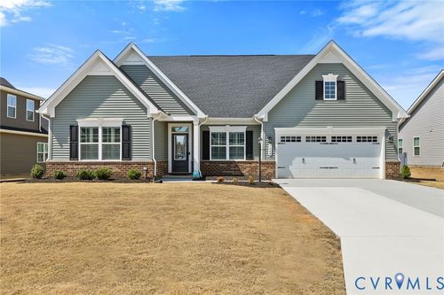 7644 Autumn Leaves Ln, New Kent, VA, 23124-3058 | Card Image