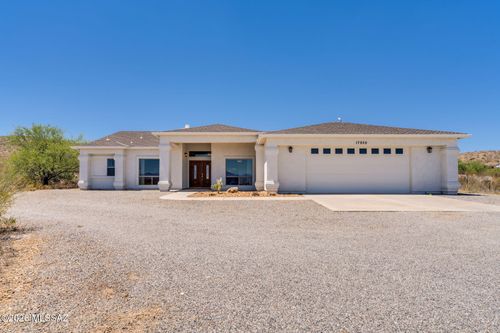 17950 S Sonoita Hwy, Vail, AZ, 85641-9303 | Card Image