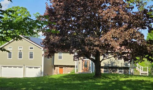 156 Covey Rd, Westford, VT, 05494-9524 | Card Image