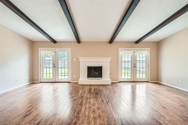 Living Room | Image 6