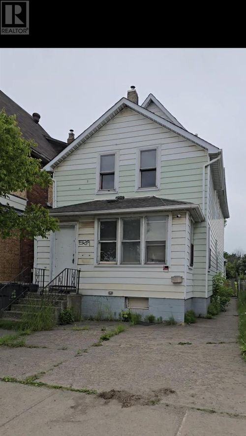 569 Cathcart St, Sault Ste. Marie, ON, P6A1G6 | Card Image
